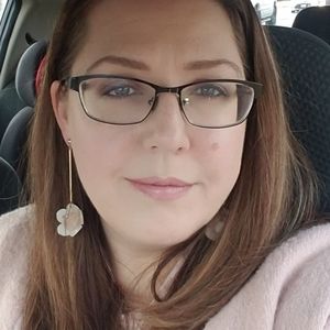 Meet your Posher, Kelli